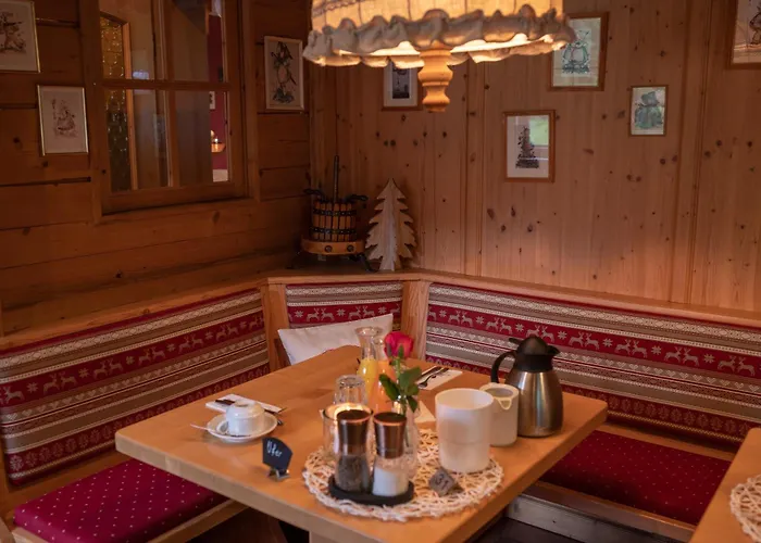 &Restaurant Grüner Baum - Die Grüne Oase Am